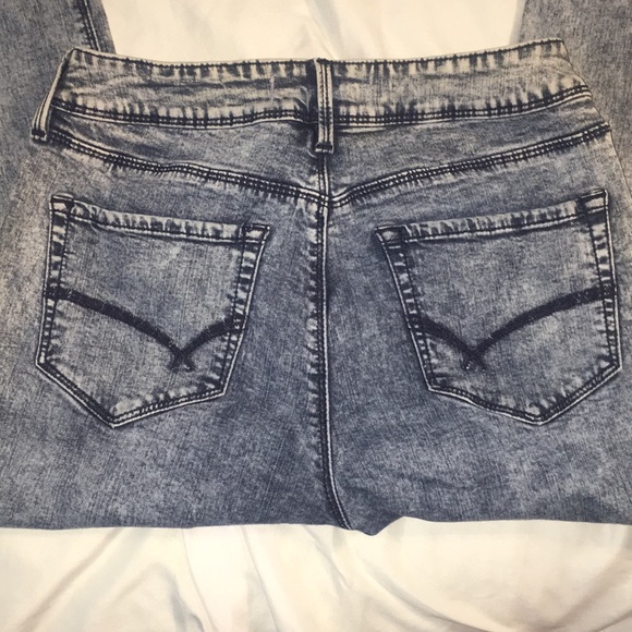 Acid wash high rise Jean jeggings - Picture 3 of 8